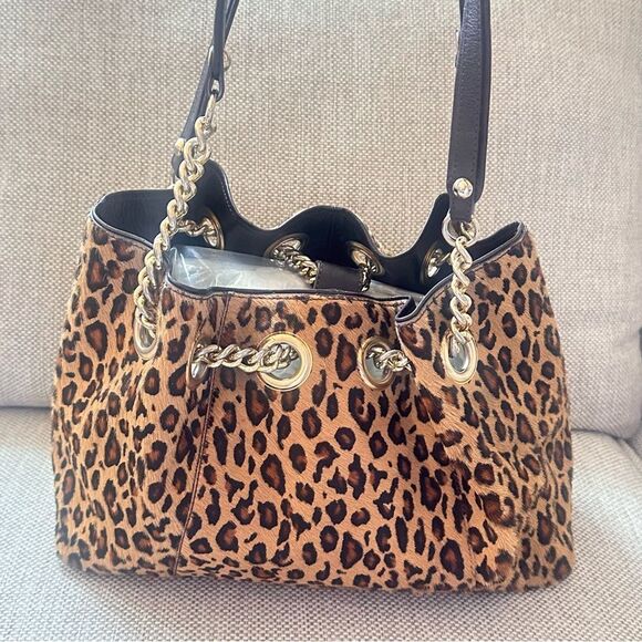 Roberta Gandolfi Leopard Print Genuine Leather Women's Bag with Chain Straps - Picture 3 of 16